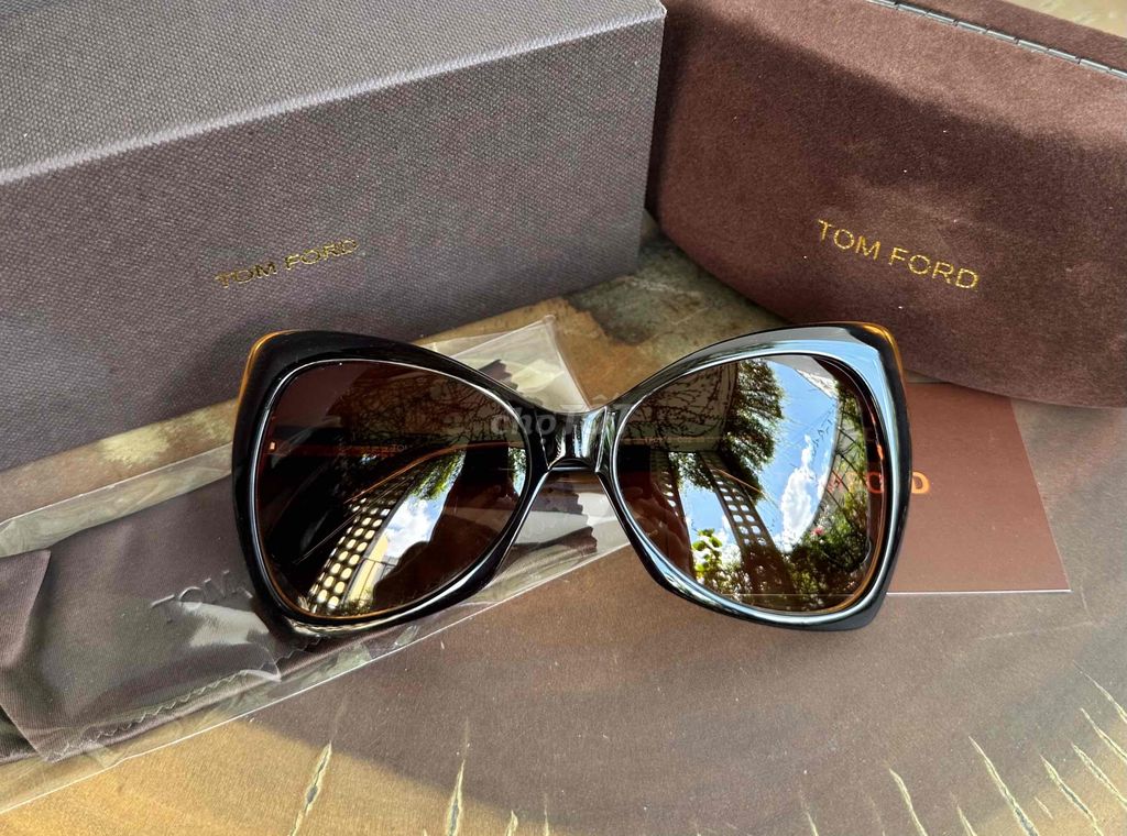 kính Tomford TF0176 C02.auth+code+box.0000