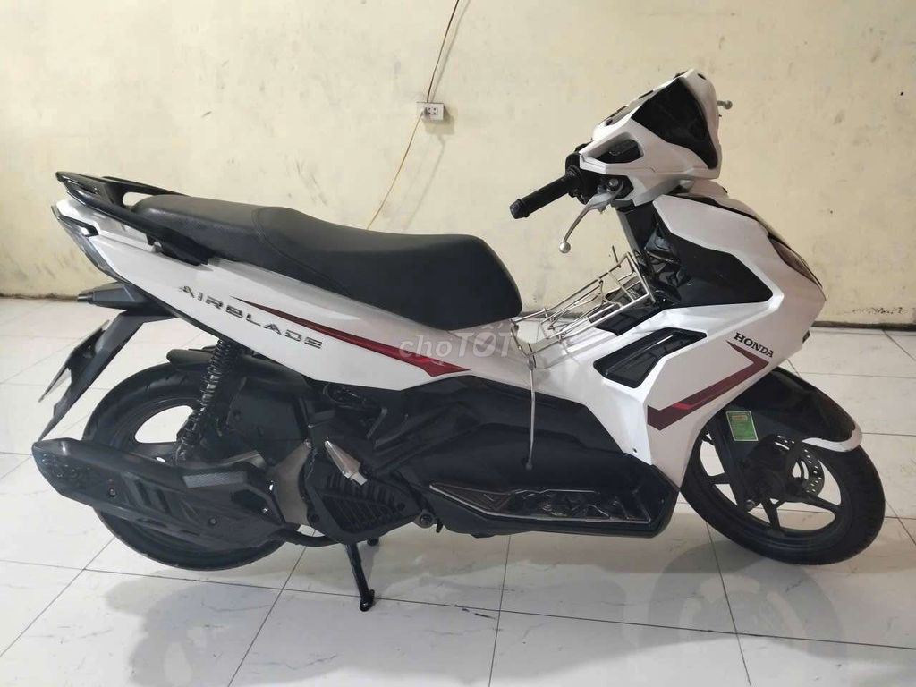 Honda Air Blade бело-черный
