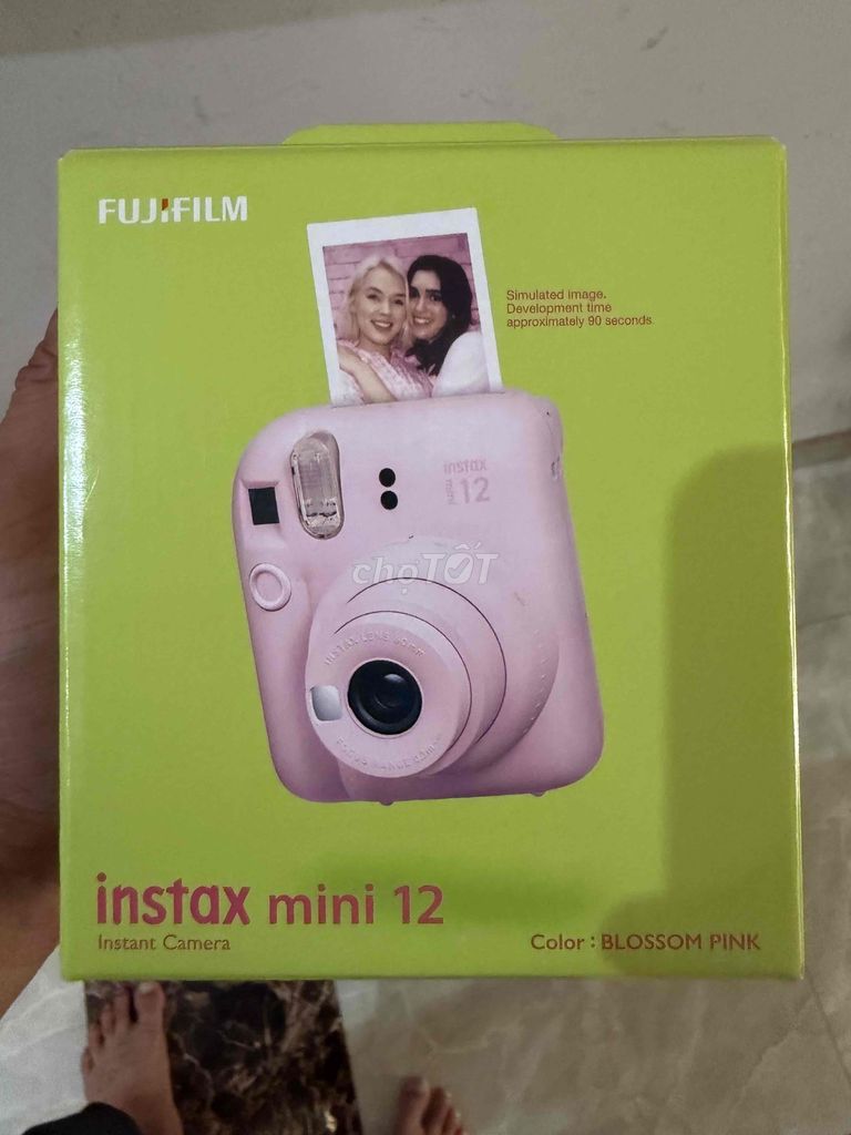 Máy ảnh Fujifilm Instax Mini 12 Hồng mới. Mua bán Máy ảnh, Máy quay tại Quận 7 Tp Hồ Chí Minh được đăng bởi Anh Khung Long hình 1