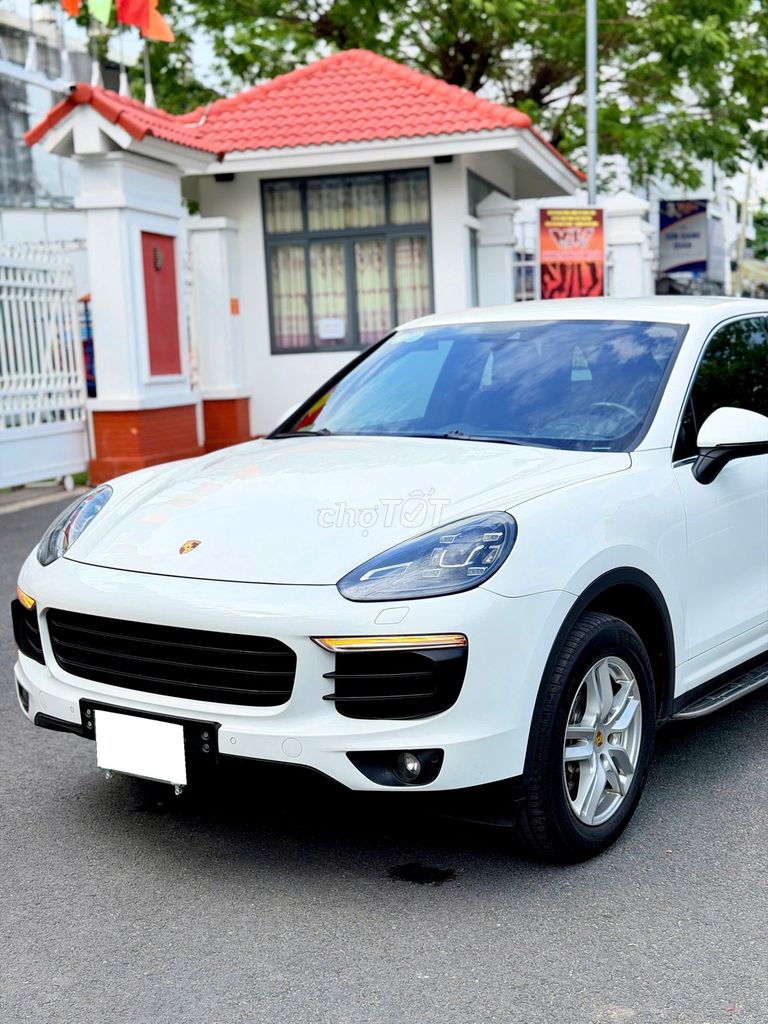 Porsche Cayenne 2016 photo 2
