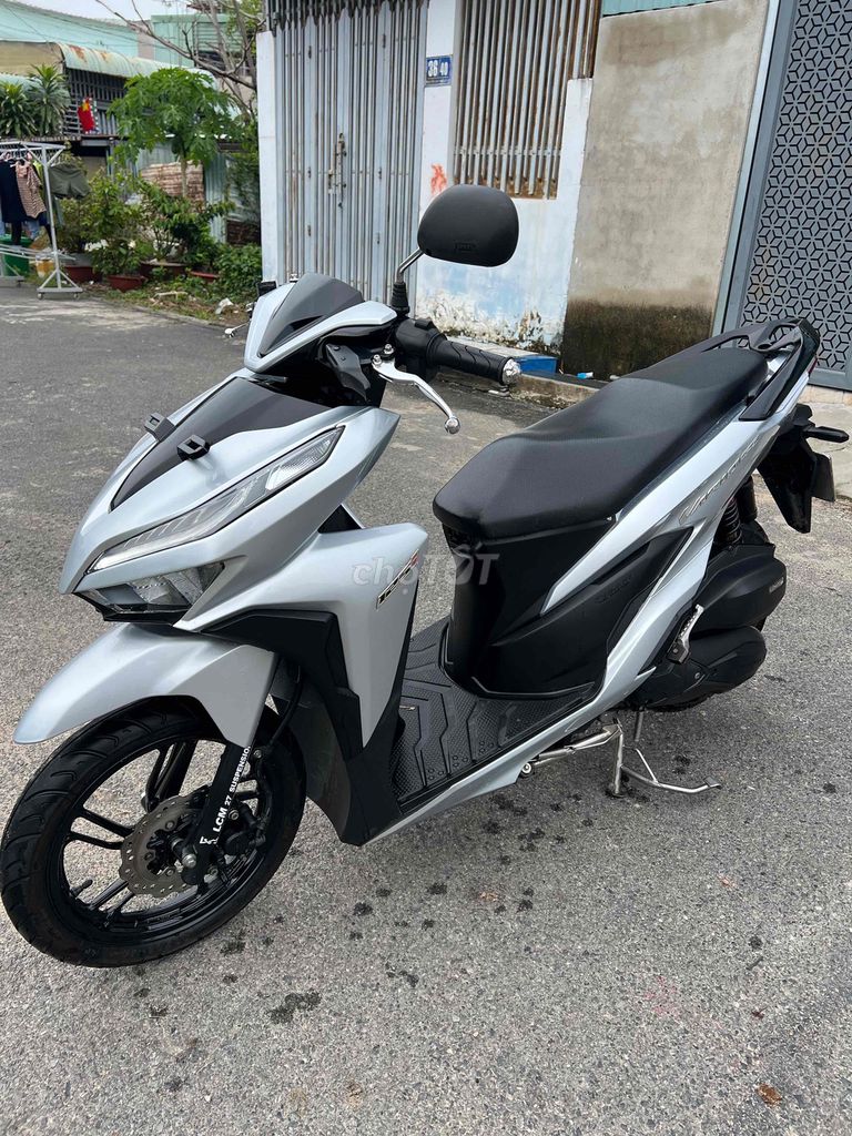 Honda Vario 125 up 150 2022 Silver
