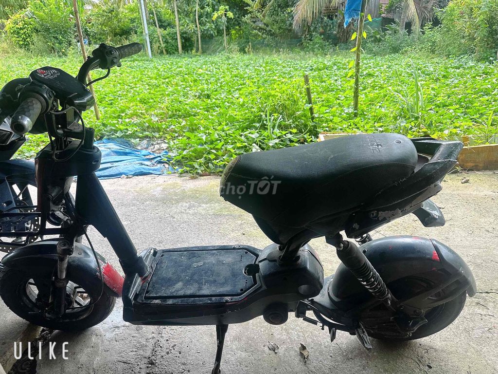 xe đạp điện cũ 133s còn hoạt động tốt mới thay vỏ. Mua bán Xe điện tại Huyện Long Hồ Vĩnh Long được đăng bởi Hung thanh hình 2