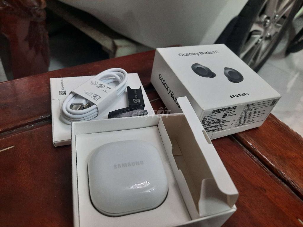 Tai nghe Samsung Galaxy Buds FE Đen. Mua bán Tivi, Âm thanh tại Quận Bình Tân Tp Hồ Chí Minh được đăng bởi Nguyen van trinh  hình 1