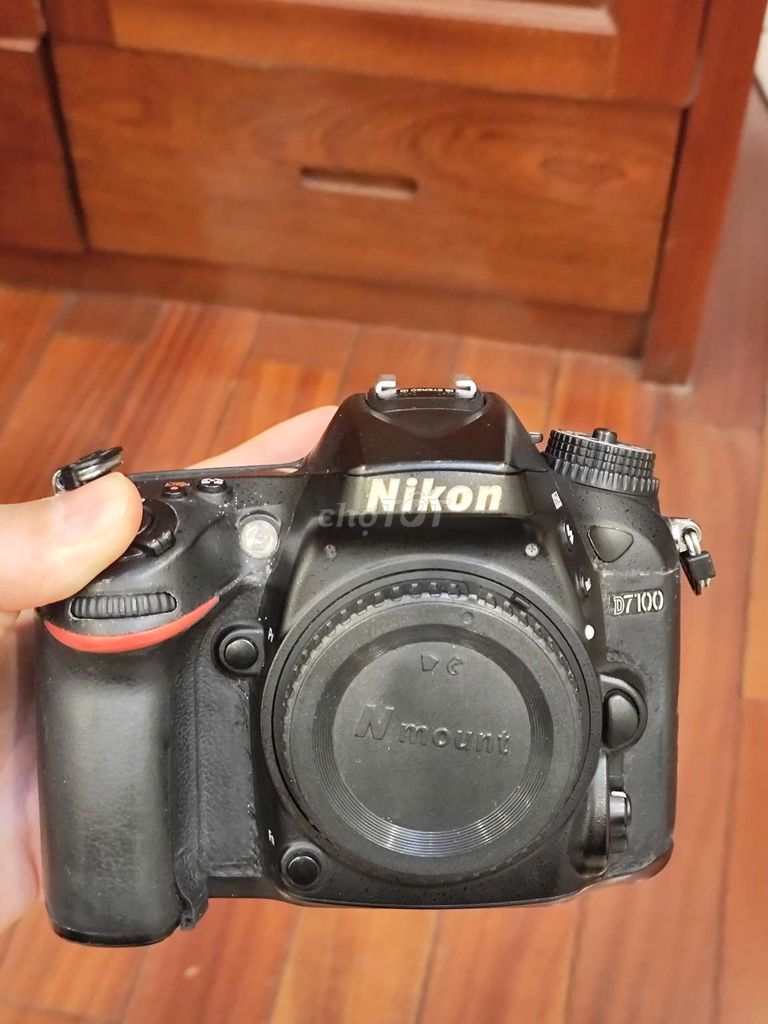 Nikon d7100