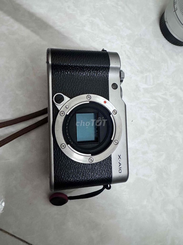 Máy ảnh Fujifilm X-A10 Bạc kèm lens. Mua bán Máy ảnh, Máy quay tại Thành phố Biên Hòa Đồng Nai được đăng bởi tien hình 1