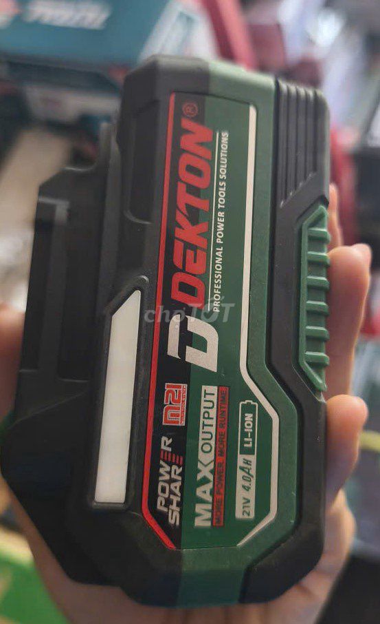 Pin Dekton M21-B4015 PUST 4.0Ah. Mua bán Đồ chuyên dụng, Giống nuôi trồng tại Huyện Châu Thành Hậu Giang được đăng bởi Dụng cụ cơ khí Mái Dầm  hình 1
