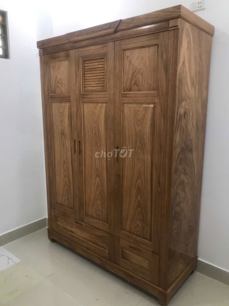 Tủ quần áo Gỗ Nâu đẹp. Mua bán Tủ, kệ gia đình tại Quận Liên Chiểu Đà Nẵng được đăng bởi Salon gỗ Hoa Hùng hình 1