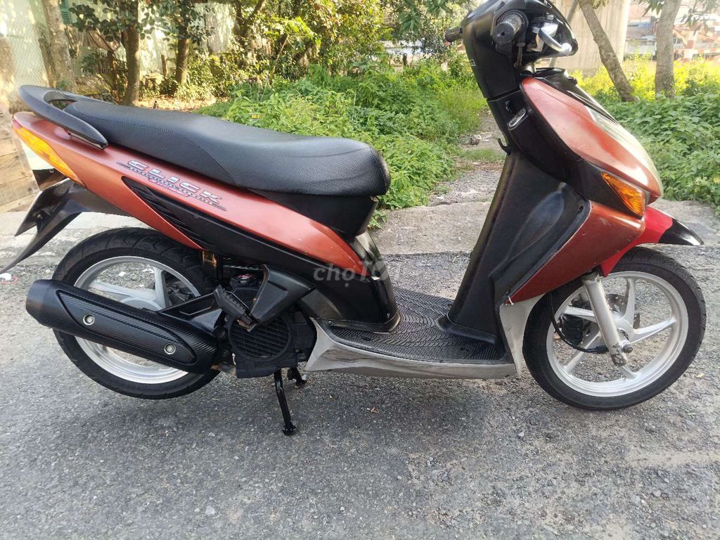 Honda Click màu Đỏ cam. Mua bán Xe máy tại Huyện Lấp Vò Đồng Tháp được đăng bởi Huynh Kiệt hình 1