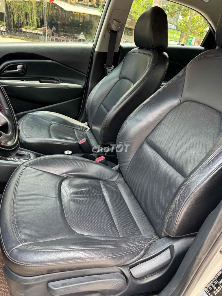 Kia Rio 2011 1.6 AT - 102000 km. Mua bán Ô tô tại Thành phố Vinh Nghệ An được đăng bởi hai hình 3