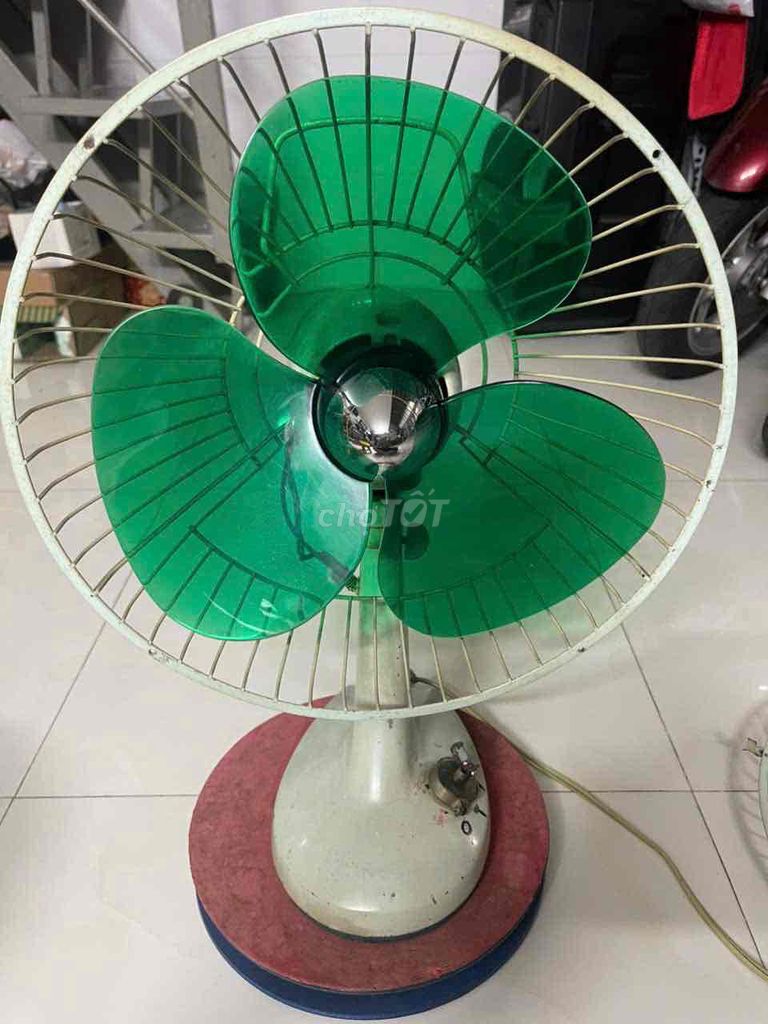 Quạt bàn Mitsubishi gang sắt 30cm nguyên zin. Mua bán Quạt tại Quận Bình Tân Tp Hồ Chí Minh được đăng bởi Nghe tu anh hình 1