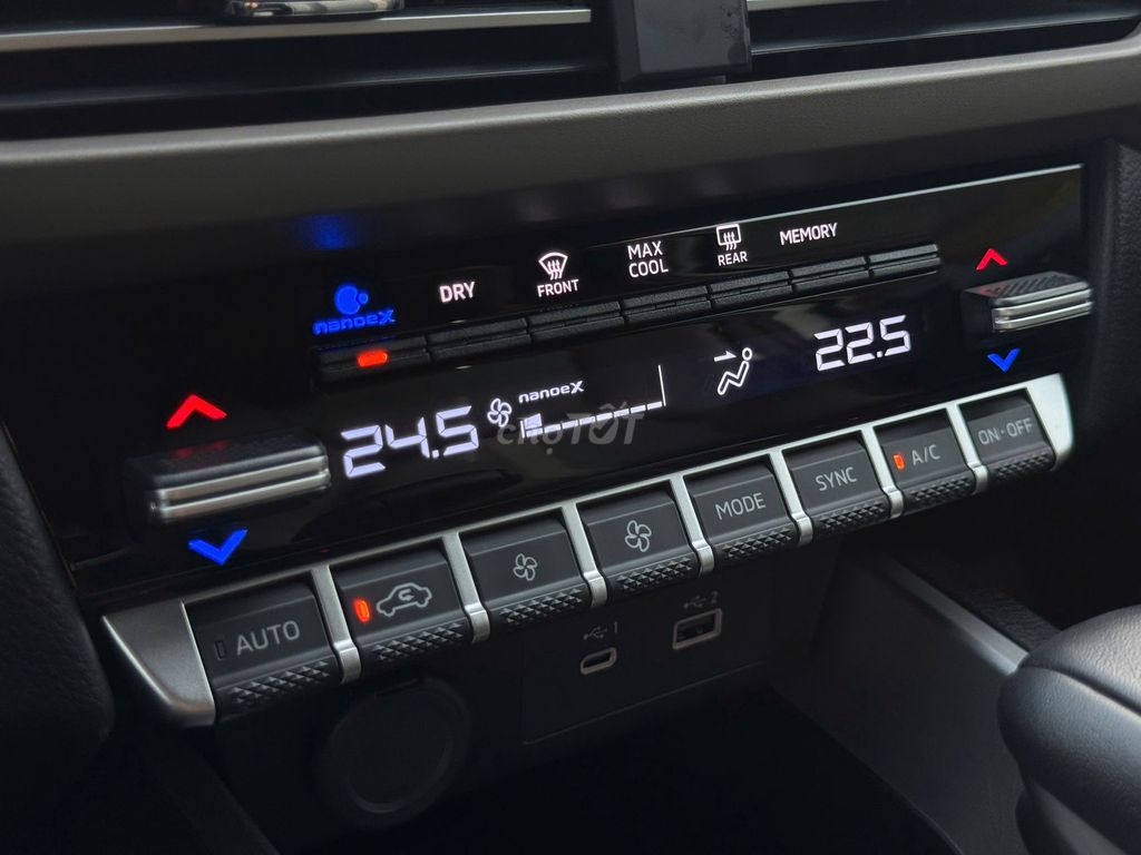 Mitsubishi Xforce 2024 Premium 23.000km. Mua bán Ô tô tại Quận Cái Răng Cần Thơ được đăng bởi Ngọc Carpla Cần Thơ Chuyên mua bán ô tô qua sử dụng hình 14