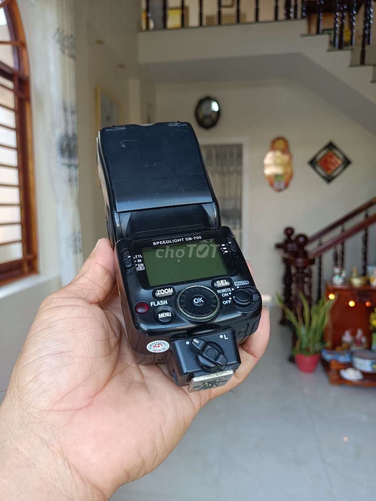 Đèn Nikon SB700 hàng chính hãng. Mua bán Máy ảnh, Máy quay tại Thành phố Long Xuyên An Giang được đăng bởi Lý Phước Hảo hình 1