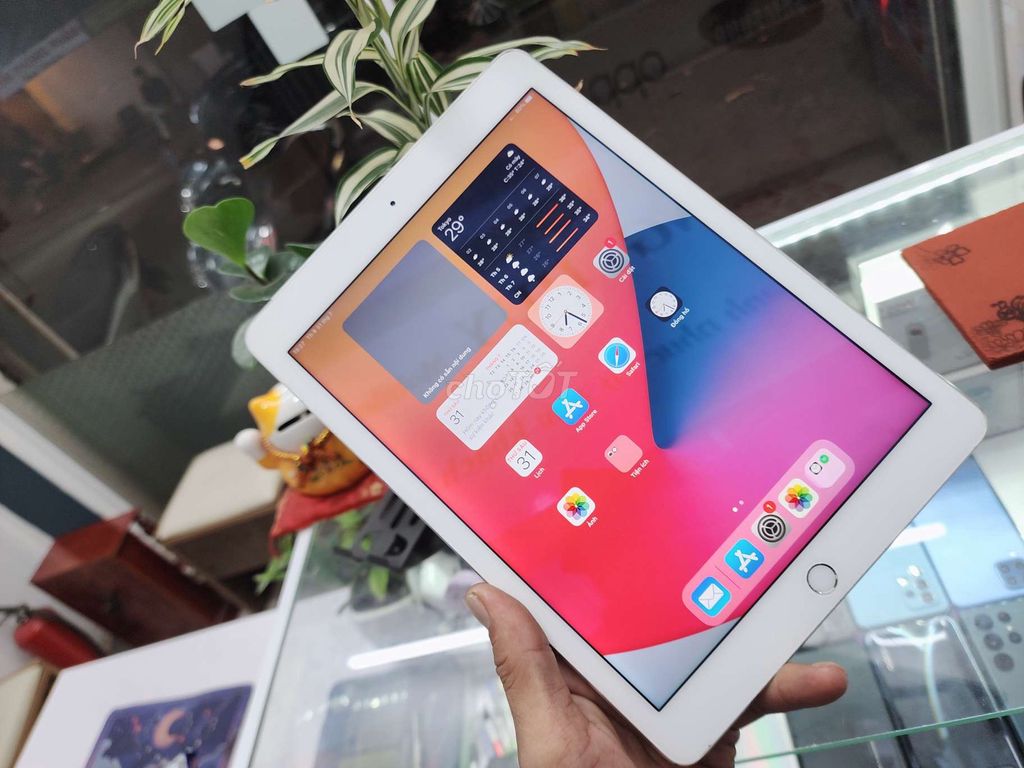 Apple iPad Air 2 Wifi + 4G 16GB (bh 1 tháng). Mua bán Máy tính bảng tại Quận Ninh Kiều Cần Thơ được đăng bởi Huy hình 1