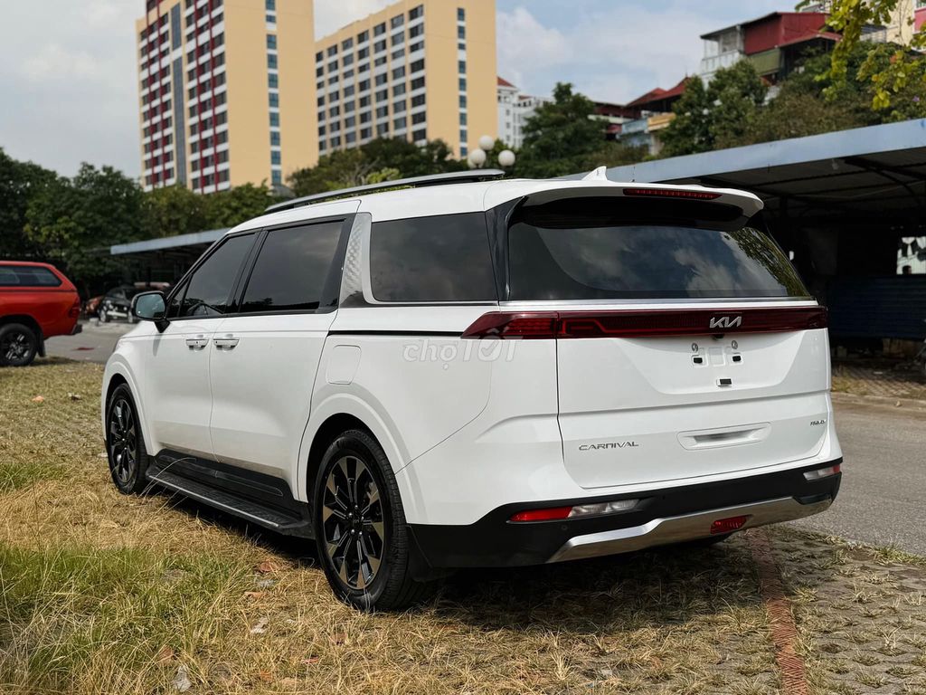 Kia Carnival 2025 Premium 2.2D 7S - 24,000 km cọp.. Mua bán Ô tô tại Thành phố Thủ Đức Tp Hồ Chí Minh được đăng bởi Đức Tứ Bánh hình 4