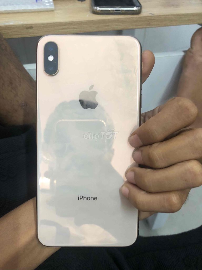 Apple iPhone Xs Max 64GB Vàng Đã sử dụng. Mua bán Điện thoại tại Quận 7 Tp Hồ Chí Minh được đăng bởi Nguyễn hoàng nam hình 1