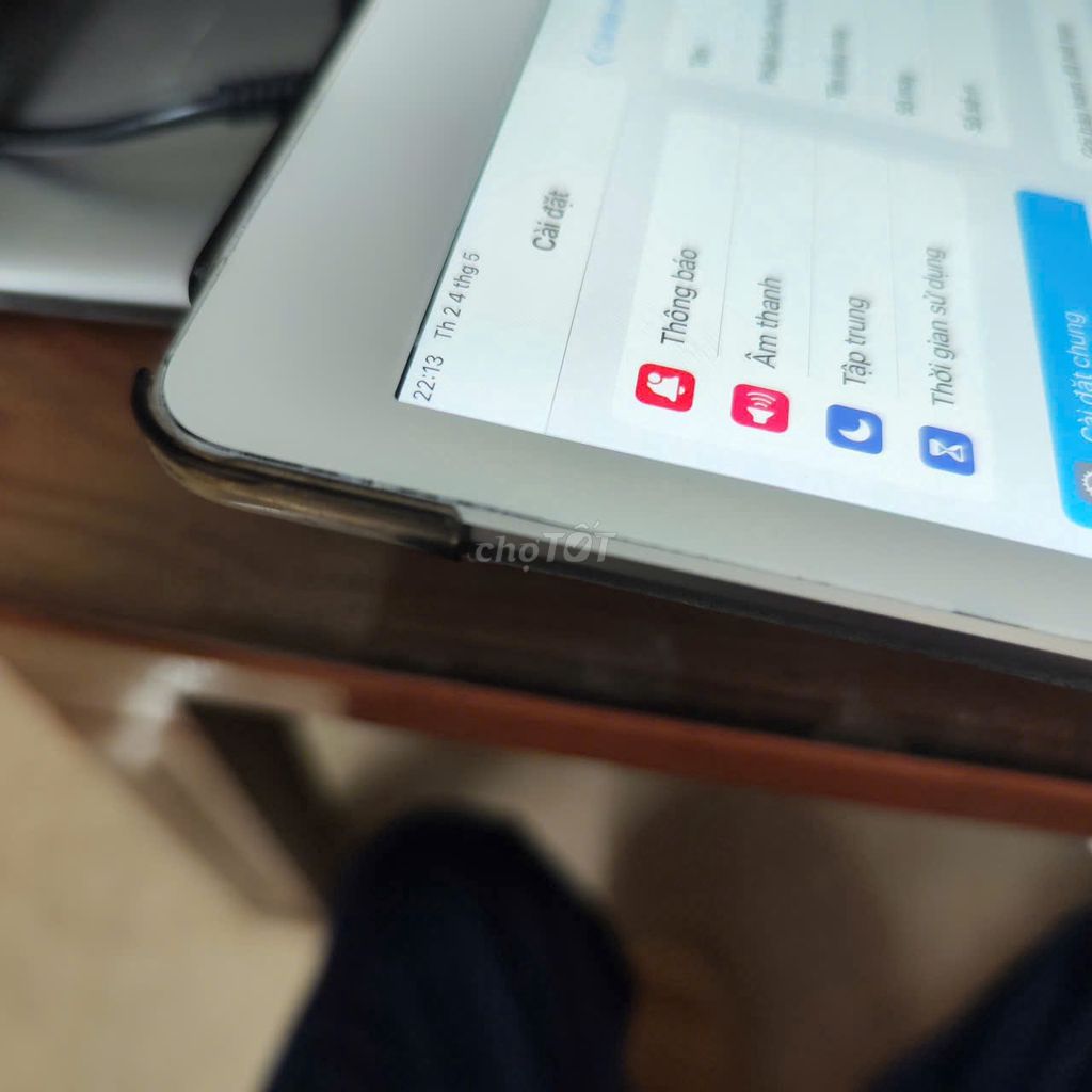 Apple iPad Gen 6 32GB Trắng. Mua bán Máy tính bảng tại Huyện Thanh Trì Hà Nội được đăng bởi Hằng hình 1
