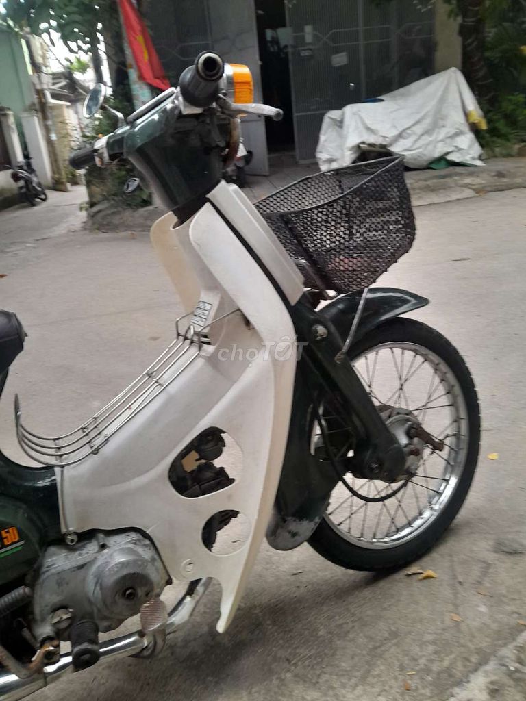 Xe Honda Cup 82 xe 50 của Nhật. Mua bán Xe máy tại Thị xã Điện Bàn Quảng Nam được đăng bởi Anh phúc hình 2