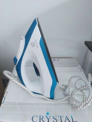 Bàn ủi khô Electrolux, công suất 1300W. Mua bán Nội thất, đồ gia dụng khác tại Quận Cẩm Lệ Đà Nẵng được đăng bởi Bùi Văn Thái 