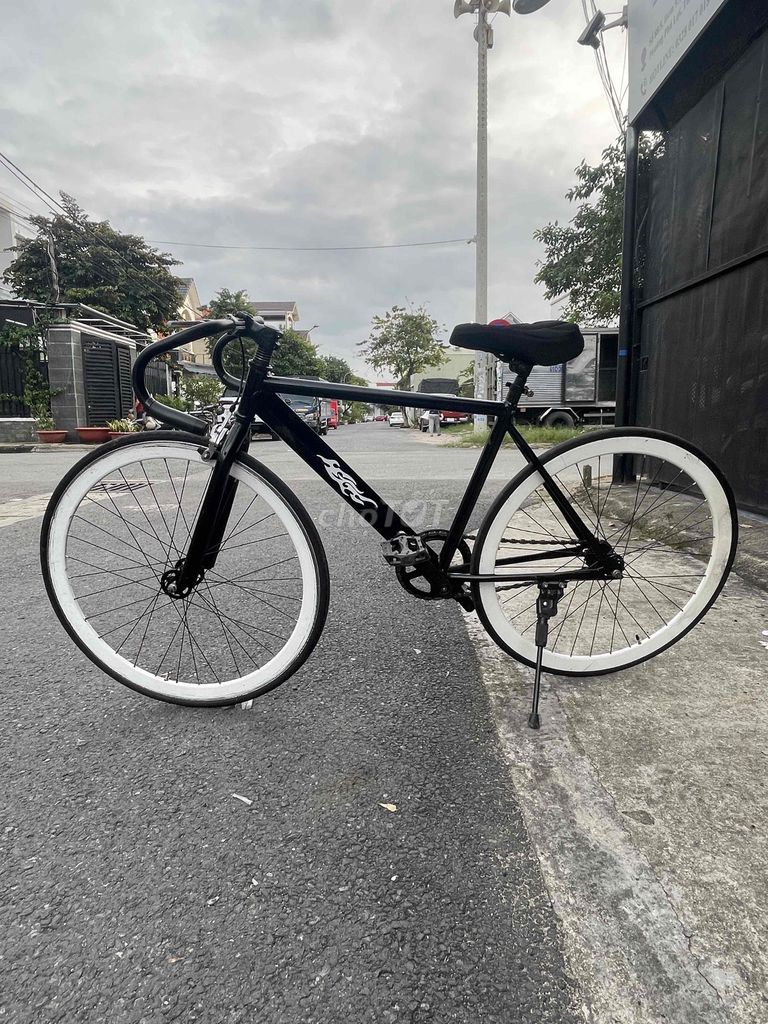 Xe đạp thể thao. Mua bán Xe đạp tại Thành phố Thủ Dầu Một Bình Dương được đăng bởi Hải hình 1