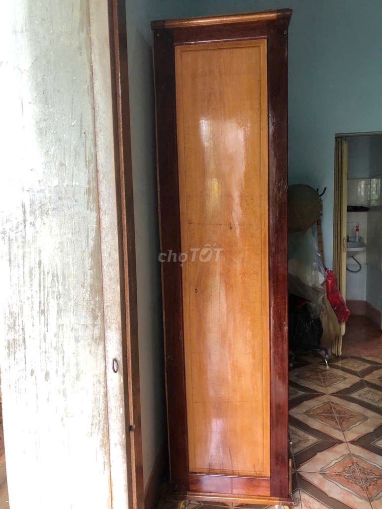 Tủ quần áo gỗ căm xe 1.5x2m Mới 95%. Mua bán Tủ, kệ gia đình tại Thành phố Buôn Ma Thuột Đắk Lắk được đăng bởi Trần Nguyễn hình 1