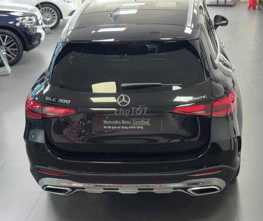 Mercedes -Benz GLC 300 4matic siêu lươt. Mua bán Ô tô tại Quận Bình Thạnh Tp Hồ Chí Minh được đăng bởi Hùng Mercedes Haxaco Hàng Xanh hình 7