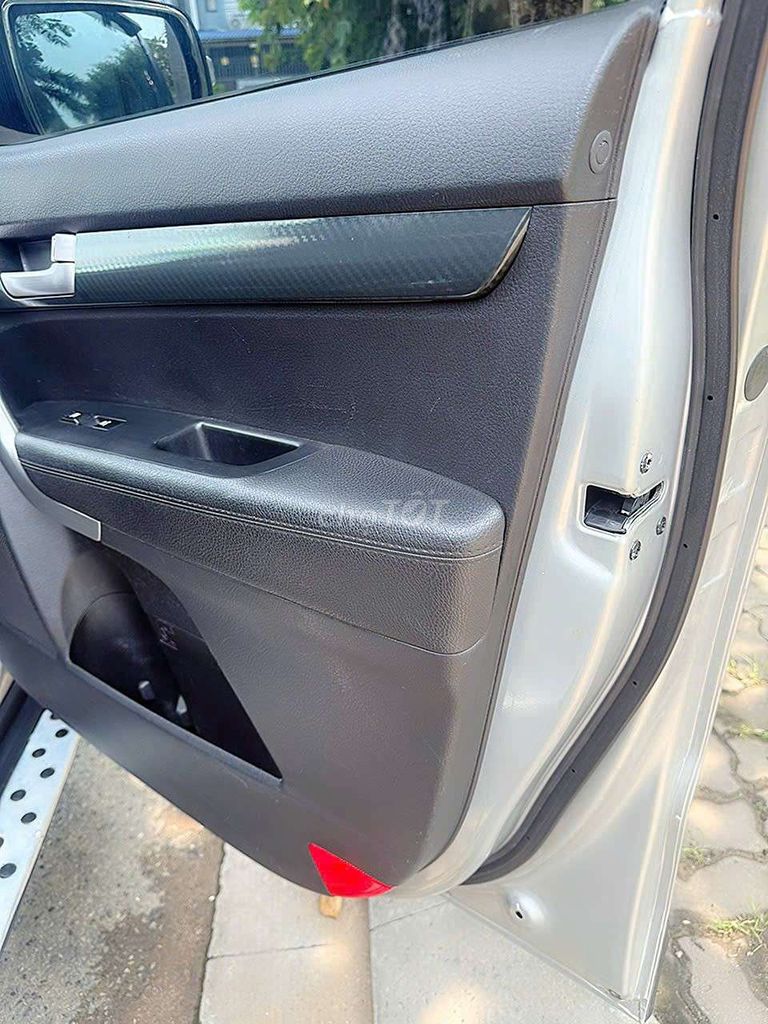 2013 GAT 4WD 2.4 - 138000 km. Mua bán Ô tô tại Quận 5 Tp Hồ Chí Minh được đăng bởi Triệu Phú  hình 7