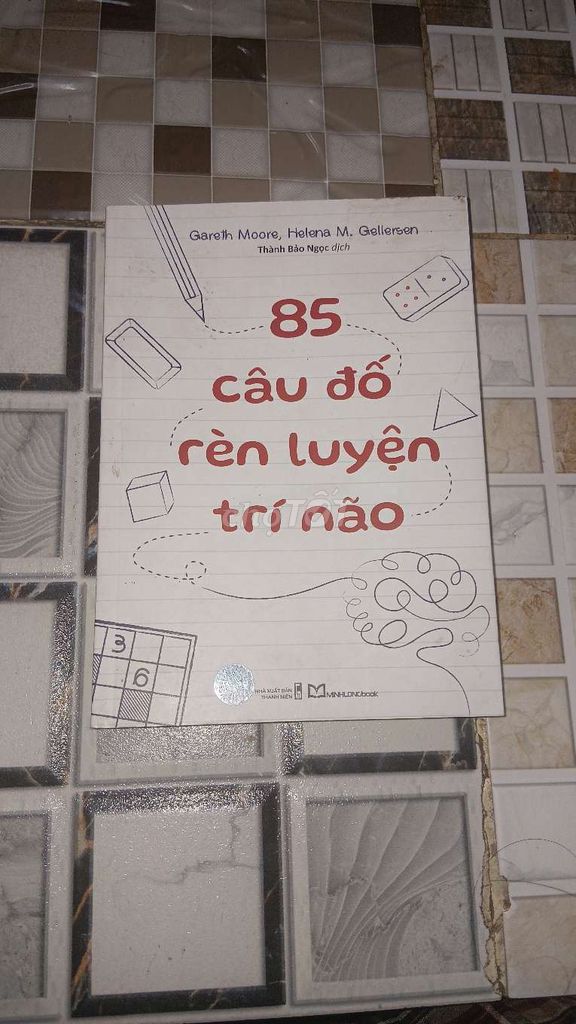 Sách 85 câu đố rèn luyện trí não. Mua bán Sách tại Quận 6 Tp Hồ Chí Minh được đăng bởi Y Pha Lam hình 1