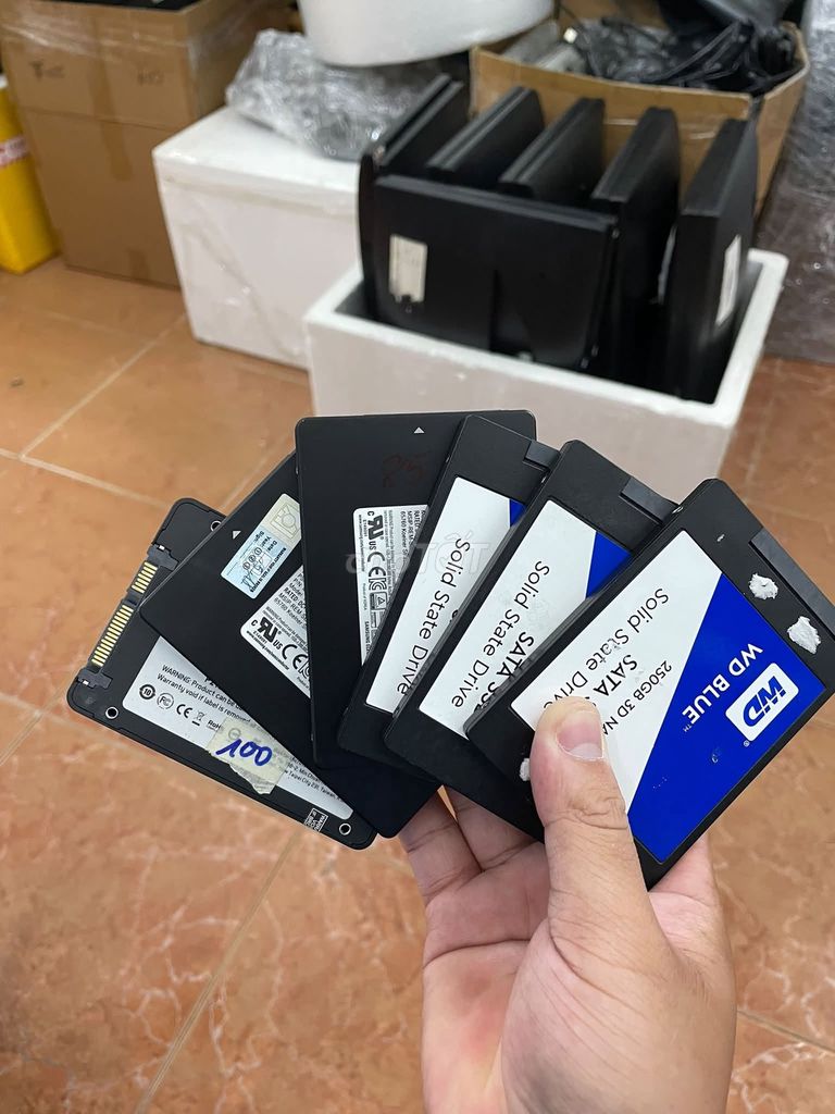 Ổ cứng SSD 250Gb Sata sức khỏe tốt. Mua bán Linh kiện (RAM, Card...) tại Quận Tân Bình Tp Hồ Chí Minh được đăng bởi Triều hình 1