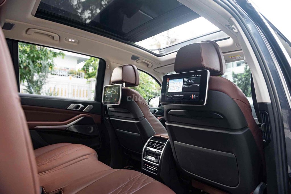 BMW X7 Sx  Model  2021 xDrive40i ( Xám - NT Nâu ). Mua bán Ô tô tại Quận 10 Tp Hồ Chí Minh được đăng bởi Thái LA Auto hình 12