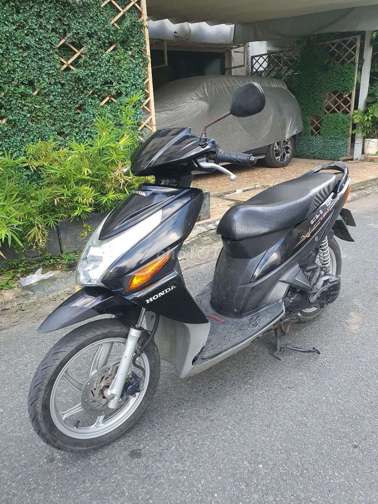 Click đời 2011 chính chủ máy êm zin đủ chức năng. Mua bán Xe máy tại Quận 1 Tp Hồ Chí Minh được đăng bởi văn hưng hình 4