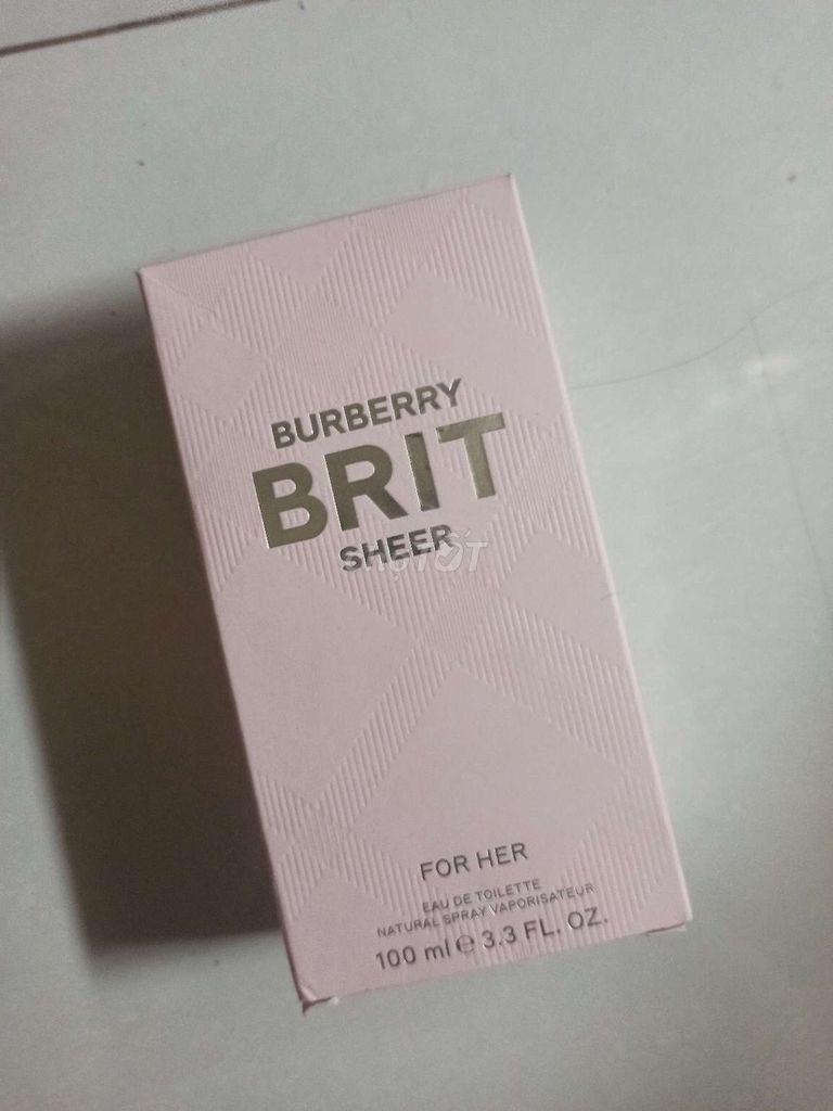 Nước hoa Burberry Nữ Đã sử dụng. Mua bán Nước hoa tại Quận Bình Tân Tp Hồ Chí Minh được đăng bởi Lim hình 1