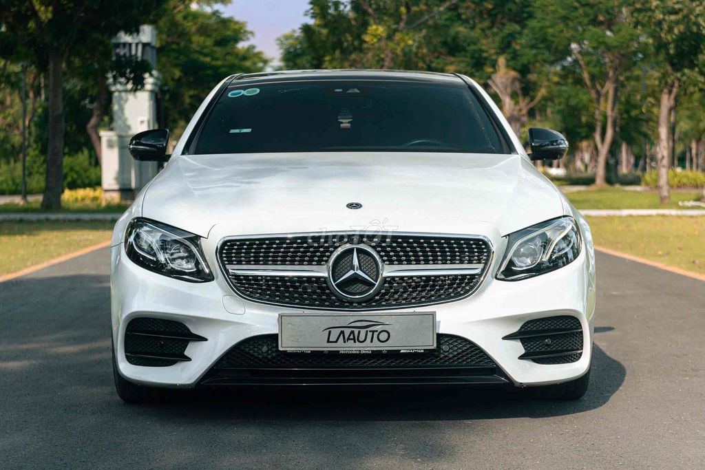 LONG ANH AUTO về Mercedes E200 Sport Limited. Mua bán Ô tô tại Quận 7 Tp Hồ Chí Minh được đăng bởi LongAnh AuTo  hình 1