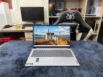 LENOVO IdeaPad (R5-5500U/ 16GB/ 512GB/ 15.6"FHD)