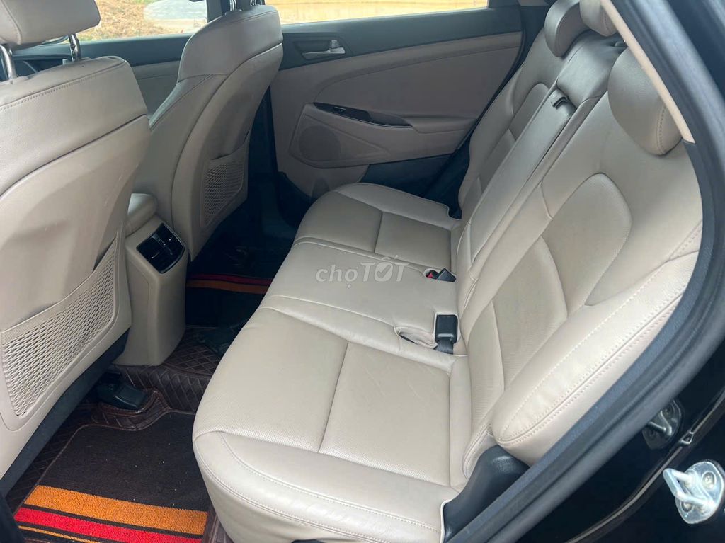 Hyundai Tucson 2018 2.0 AT Diesel Spec - 86000 km. Mua bán Ô tô tại Quận Hà Đông Hà Nội được đăng bởi vinhhb hình 8