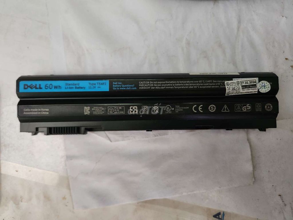 Cần bán cục pin zin laptop dell E6420