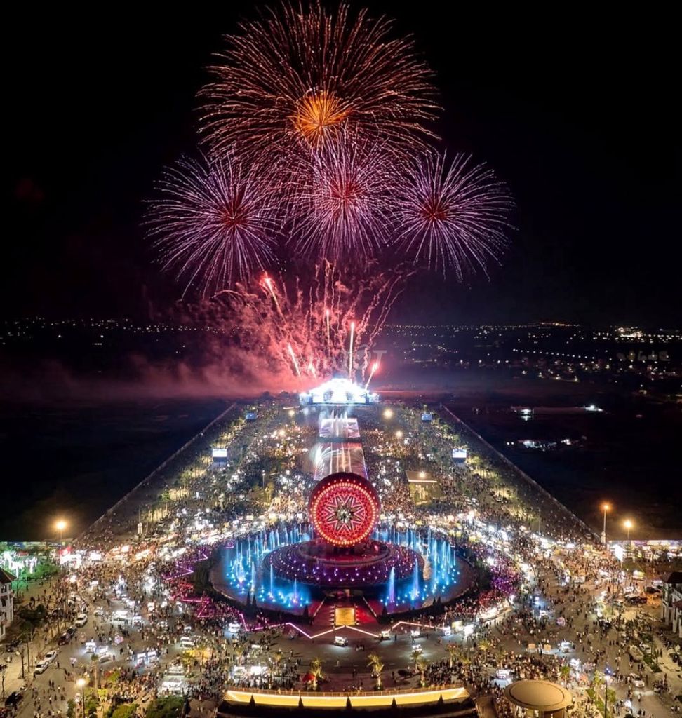 Апартаменты P12 в Sunshine City, Тейхо, вид на парк