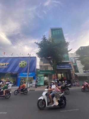 Bán nhà Mặt tiền Đào Duy Anh, P.9, Q.PN. DT 5,1x23,5m. T2L Giá 25tỷ. Mua bán nhà ở tại Quận Phú Nhuận Tp Hồ Chí Minh được đăng bởi Hoàng Quân
