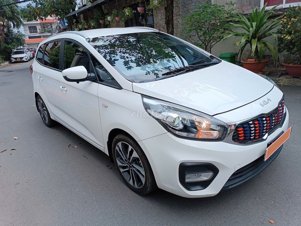 Kia Rondo 2020 Trắng 58000 km. Mua bán Ô tô tại Quận Gò Vấp Tp Hồ Chí Minh được đăng bởi Việt 8080 hình 9