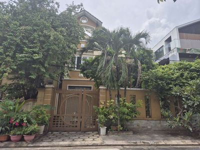 Rent · 5 bd · 200 м² · Huyện Bình Chánh, ул. Bình Hưng