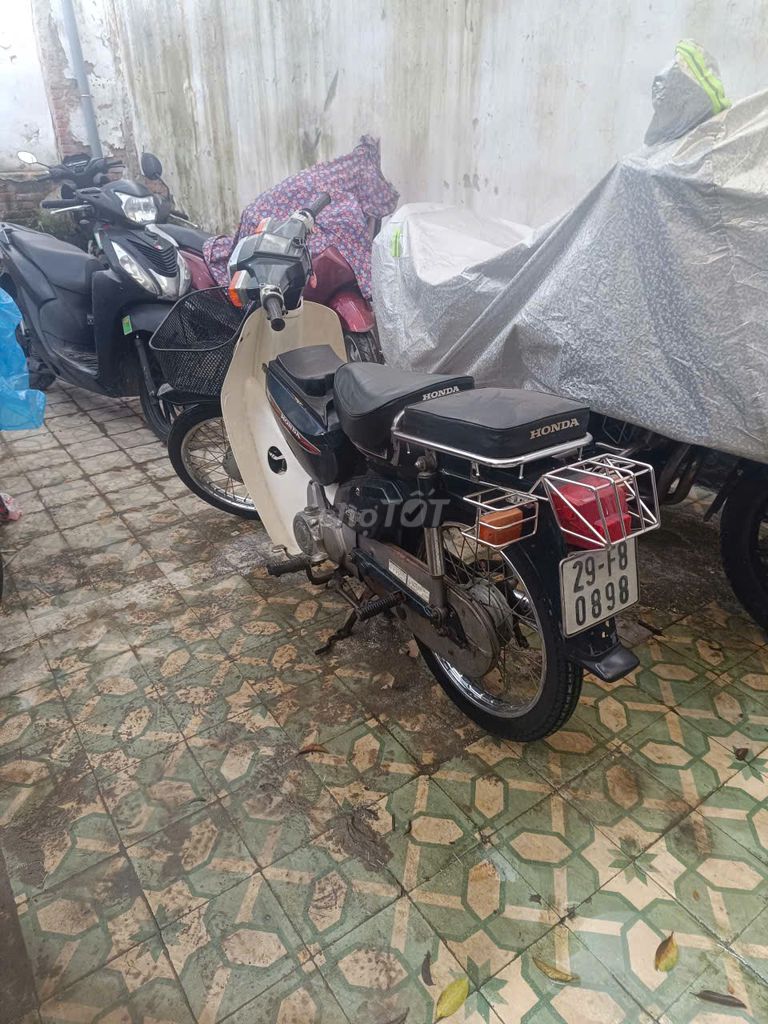 Xe máy Honda Super Cub màu xanh đậm. Mua bán Xe máy tại Quận Hai Bà Trưng Hà Nội được đăng bởi huuthong hình 5
