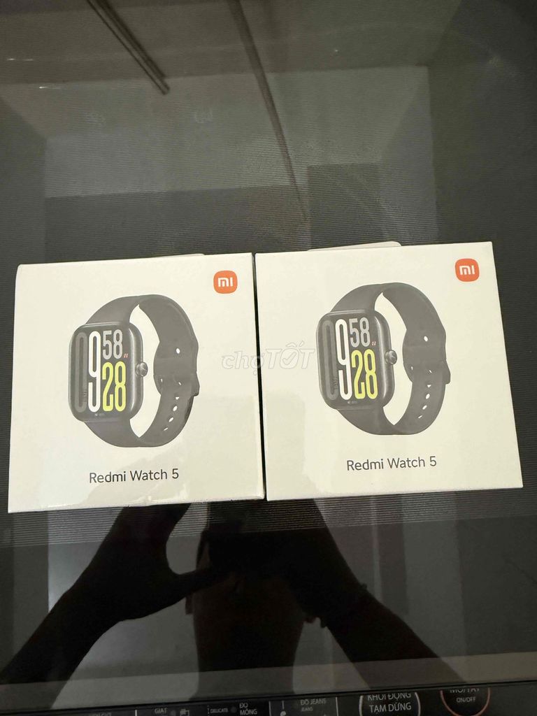 Xiaomi Redmi Watch 5 Đen. Mua bán Thiết bị đeo thông minh tại Quận Bắc Từ Liêm Hà Nội được đăng bởi Nguyễn Anh Dũng hình 1