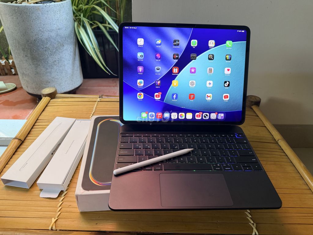 Apple iPad Pro M4 13 inch 256GB Đen. Mua bán Máy tính bảng tại Thành phố Buôn Ma Thuột Đắk Lắk được đăng bởi Văn bi hình 1