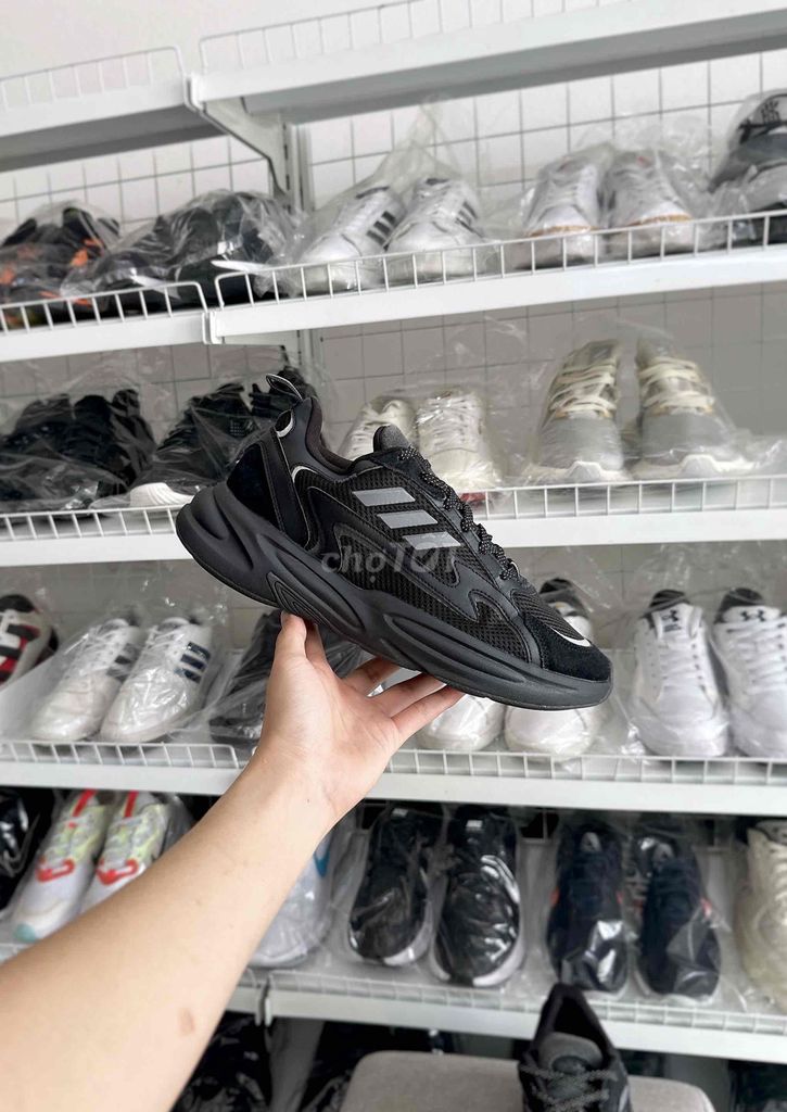 Giày Adidas Owzwave 2.0 Đen 42.5. Mua bán Giày dép tại Huyện Yên Mỹ Hưng Yên được đăng bởi Tiệm Giày Cũ 89 hình 1