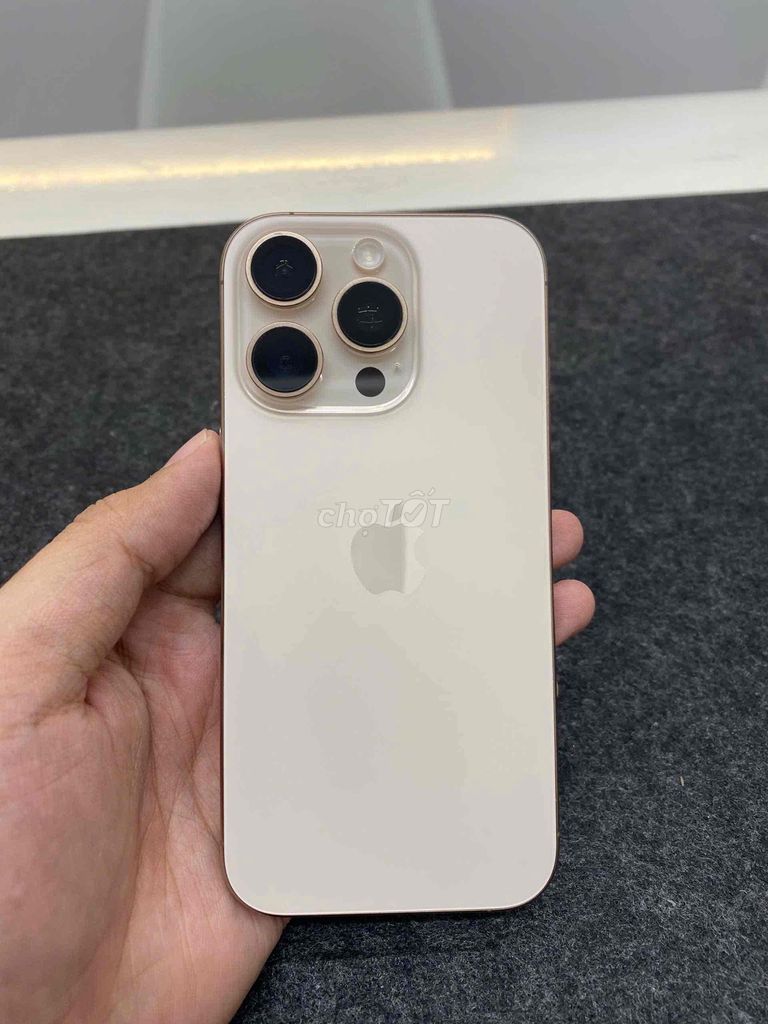 Apple iPhone 16 Pro 256GB Vàng đẹp keng zin 100%. Mua bán Điện thoại tại Quận Tân Bình Tp Hồ Chí Minh được đăng bởi Shop Trung Văn Apple Watch hình 1