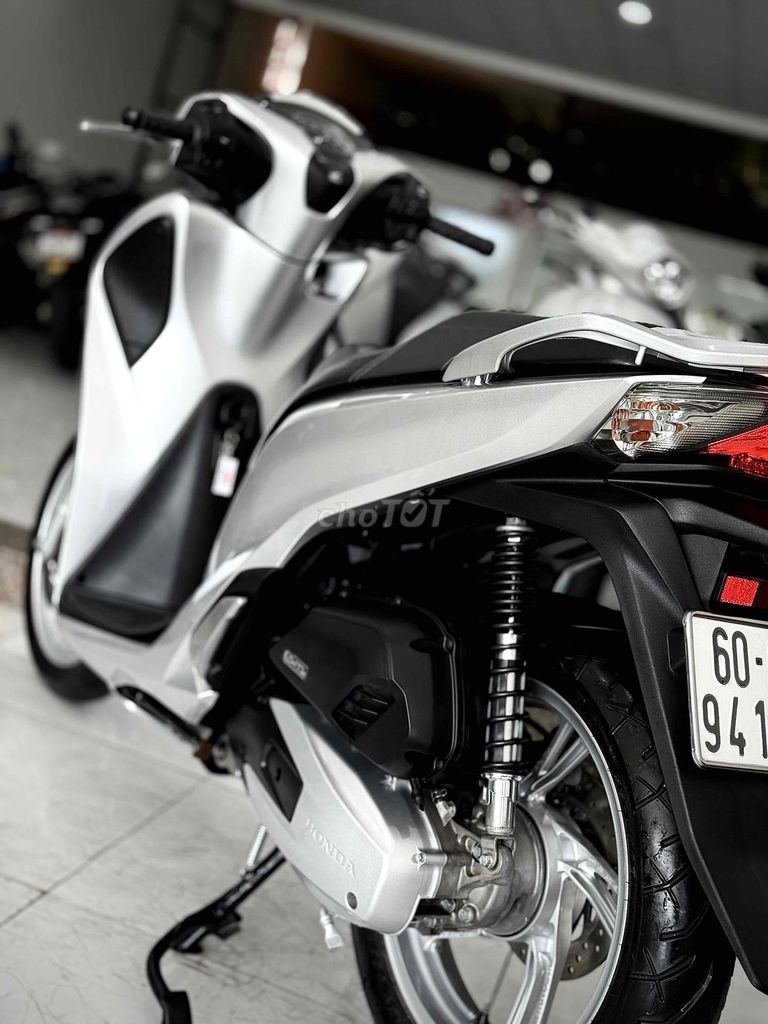 SH125i 2018 ABS Lướt chính chủ ký ( Hỗ trợ GÓP ) 🔥. Mua bán Xe máy tại Thị xã Phú Mỹ Bà Rịa - Vũng Tàu được đăng bởi Cửa Hàng Xe Máy Phú Mỹ hình 8