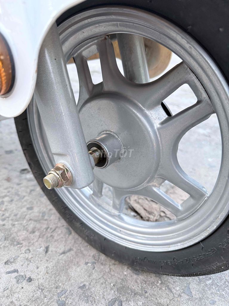 Xe điện mới đi 600km như mới. Mua bán Xe điện tại Quận Ninh Kiều Cần Thơ được đăng bởi CHXM HƯNG 39  Bán Trả Góp hình 8