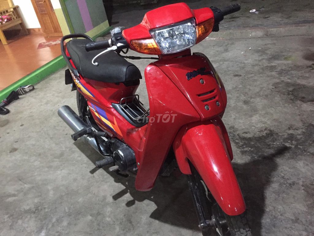 Bộ nhựa dàn áo cả đèn xe Wave Thái 110 màu Đỏ. Mua bán Phụ tùng xe tại Quận Cầu Giấy Hà Nội được đăng bởi Nguyễn Quang Huy hình 3