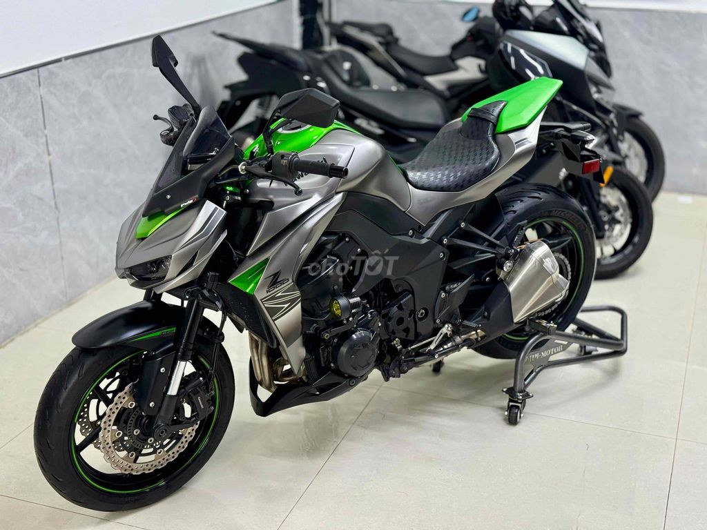 Kawasaki Z1000 model 2016 còn RẤT MỚI. Mua bán Xe máy tại Quận Bình Thạnh Tp Hồ Chí Minh được đăng bởi Phạm Trí Motor hình 2