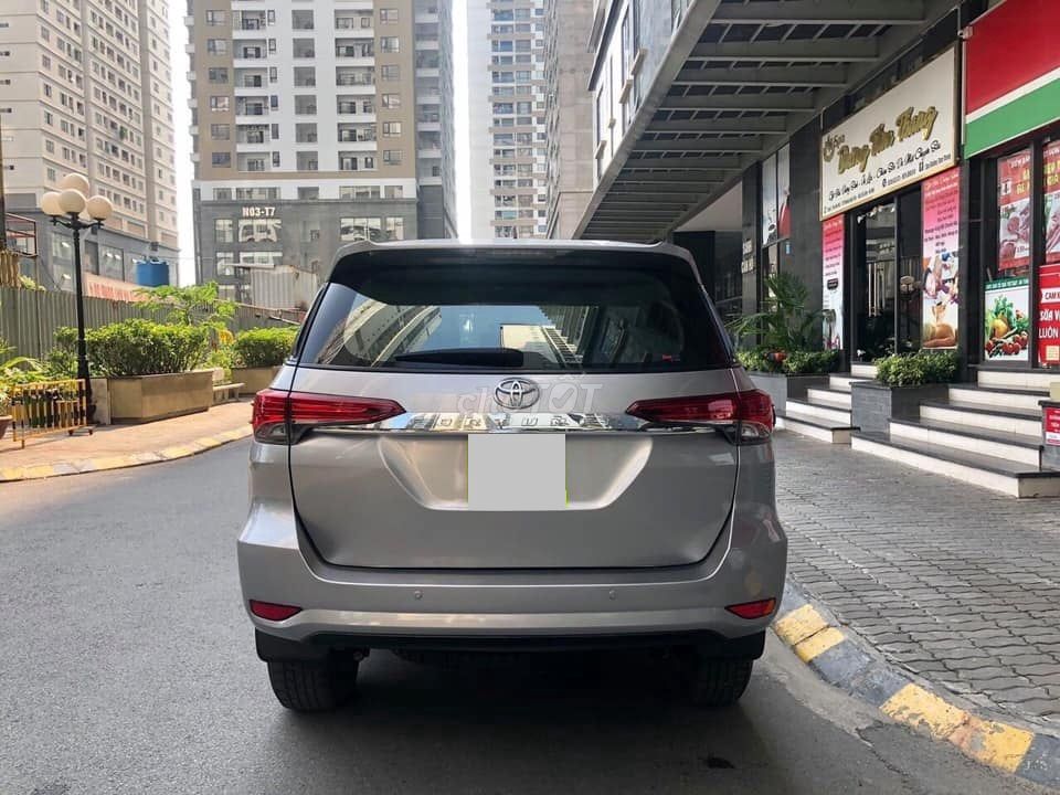 Fortuner 2019 máy dầu số tự động, màu xám. Mua bán Ô tô tại Quận 12 Tp Hồ Chí Minh được đăng bởi Xuân Trường hình 3