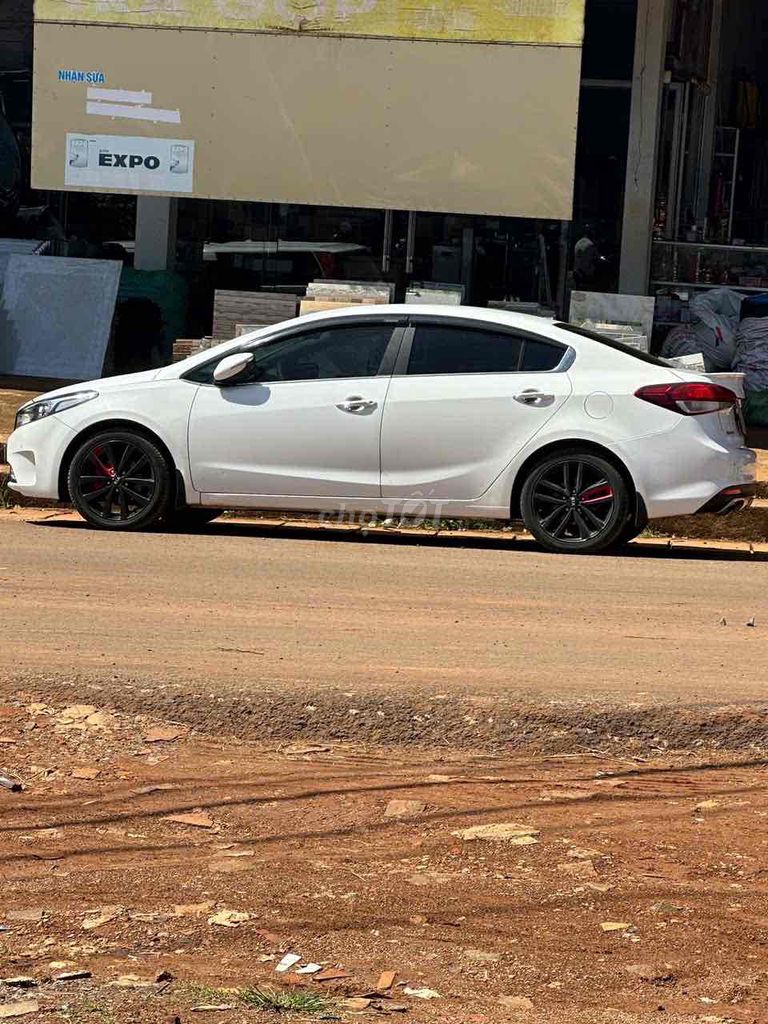 Kia Cerato 2016 1.6 AT - 95 km. Mua bán Ô tô tại Huyện Đắk Song Đắk Nông được đăng bởi Hoa Nguyễn hình 1